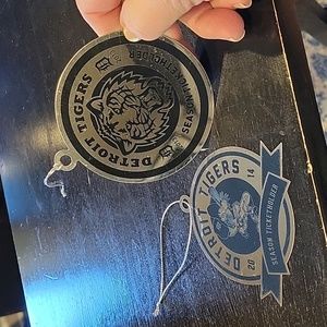 5 For 25.00/Detroit Tigers Limited Ed. Season ticket Ornaments